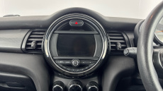 MINI Hatchback 1.5 Cooper Classic II 3dr [Comfort Pack] Petrol Hatchback